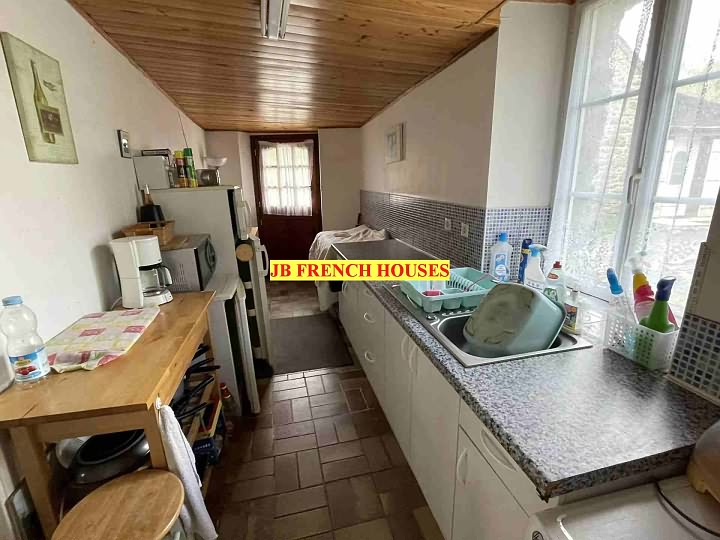 2 bed stone house for sale near Caribet