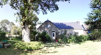 2 bed stone house for sale near Peer