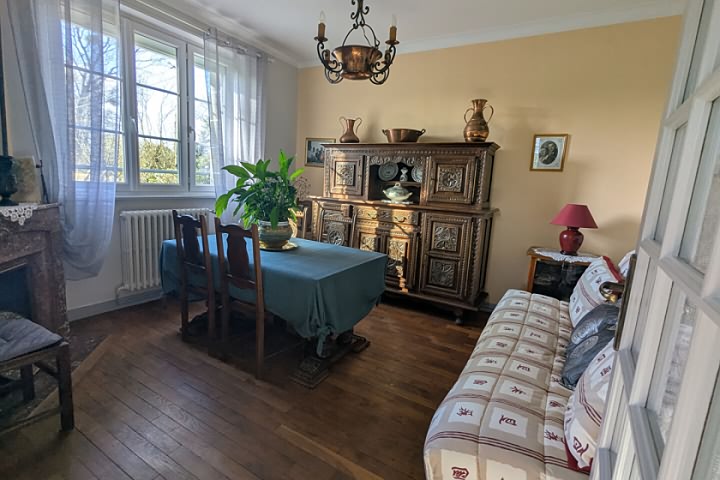 2 bed stone house for sale near Peer