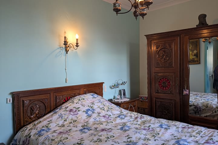 2 bed stone house for sale near Peer