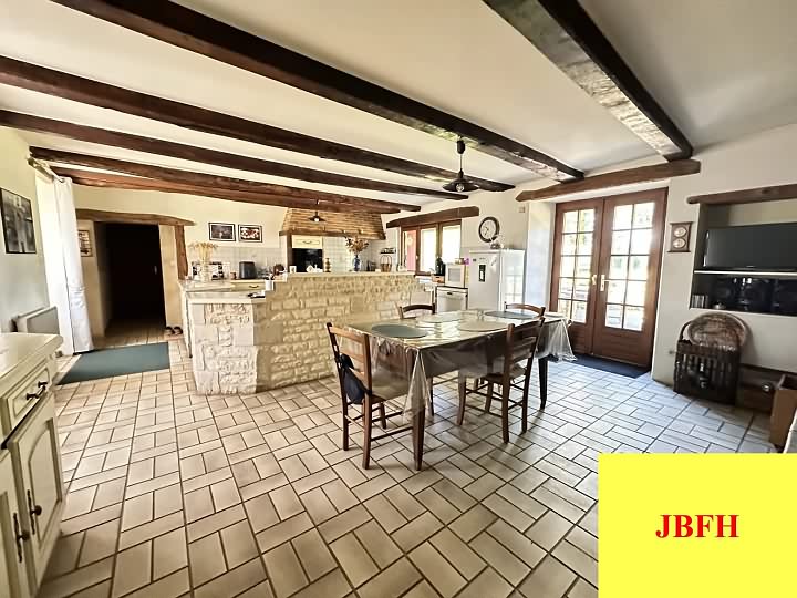 4 bed stone house for sale near Pliboux
