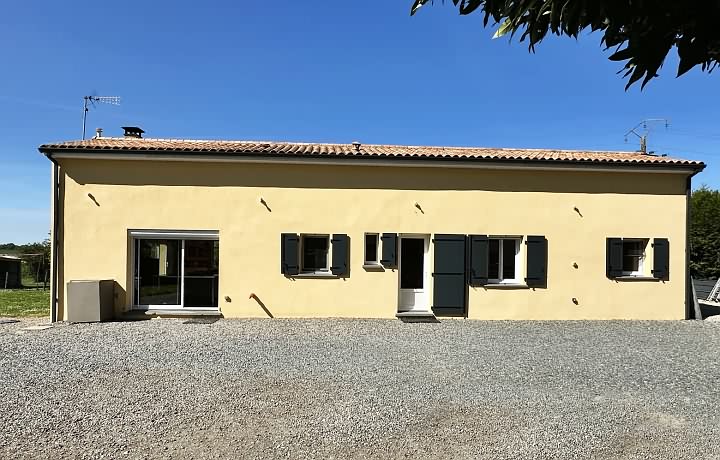 3 bed house for sale near Pliboux
