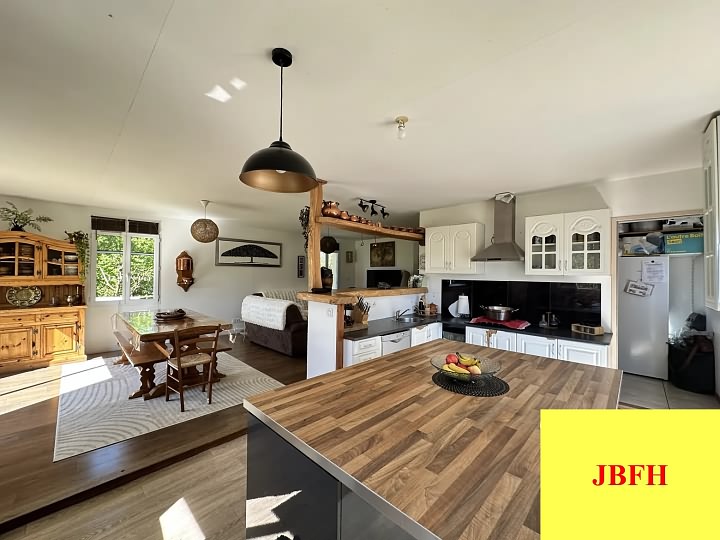 3 bed house for sale near Pliboux