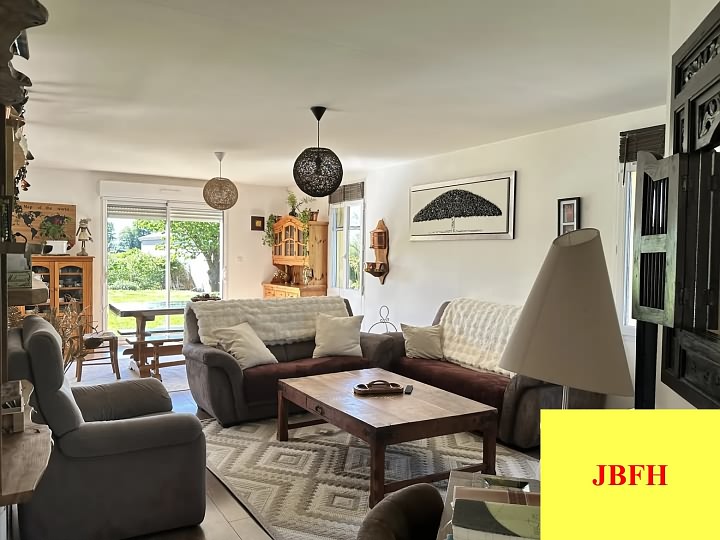 3 bed house for sale near Pliboux