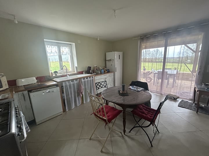 4 bed stone house for sale near Suaux