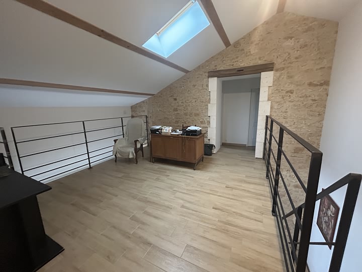 4 bed stone house for sale near Suaux