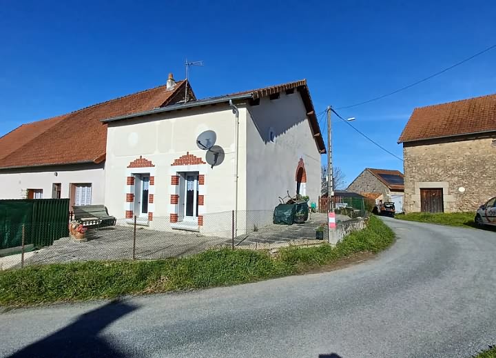 2 bed stone house for sale near Naillat