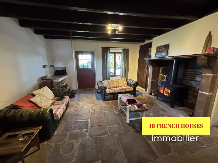 2 bed stone house for sale near Farges