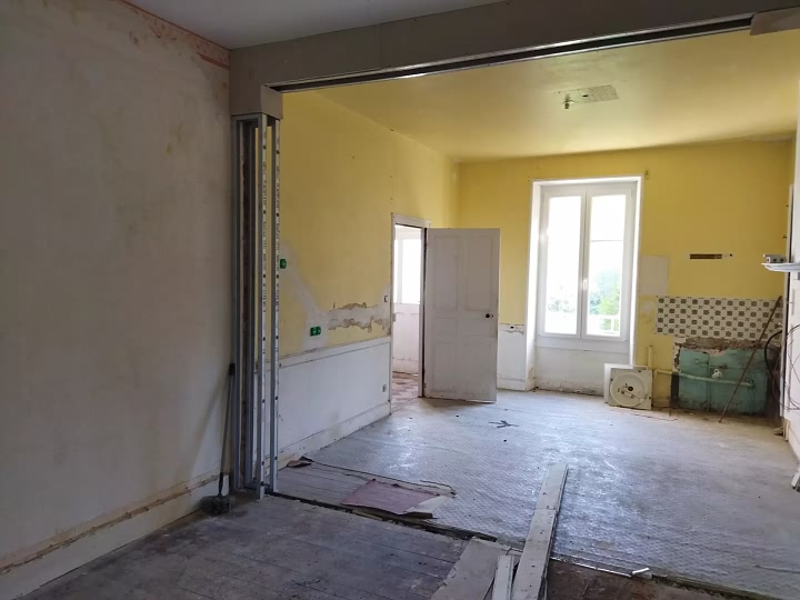 5 bed stone house for sale near Glénic